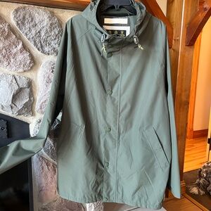 Men's Green Hooded Wind Jacket